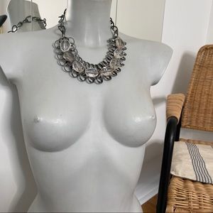 Lightweight statement necklace